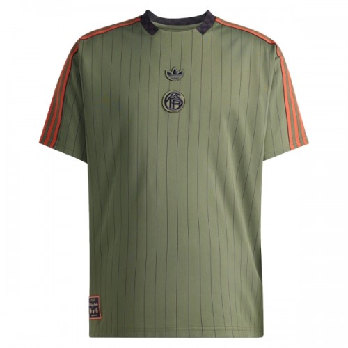 Virallinen Fanipaita Bayern München Terrace Icons 2025-26 - Miesten Virallinen Fanipaita Bayern München Terrace Icons 2025-26 - Miesten