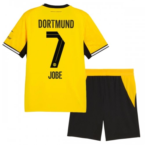 Virallinen Fanipaita + Shortsit Borussia Dortmund Jobe 7 Kotipelipaita 2026-27 - Lasten Virallinen Fanipaita + Shortsit Borussia Dortmund Jobe 7 Kotipelipaita 2026-27 - Lasten