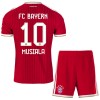 Virallinen Fanipaita + Shortsit FC Bayern München Musiala 10 Kotipelipaita 2026-27 - Lasten Virallinen Fanipaita + Shortsit FC Bayern München Musiala 10 Kotipelipaita 2026-27 - Lasten