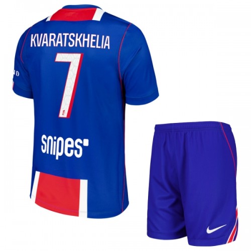 Virallinen Fanipaita + Shortsit Paris Saint-Germain Kvaratskhelia 7 Kotipelipaita 2026-27 - Lasten Virallinen Fanipaita + Shortsit Paris Saint-Germain Kvaratskhelia 7 Kotipelipaita 2026-27 - Lasten