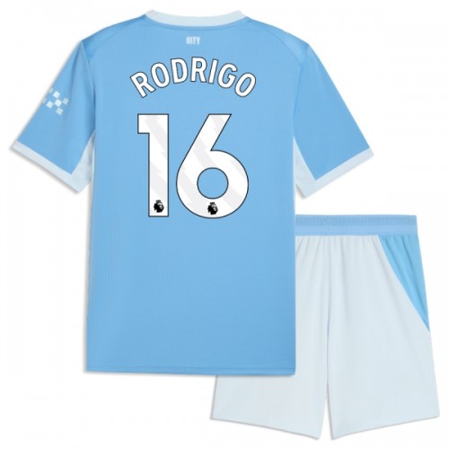 Virallinen Fanipaita + Shortsit Manchester City Rodrigo 16 Kotipelipaita 2026-27 - Lasten Virallinen Fanipaita + Shortsit Manchester City Rodrigo 16 Kotipelipaita 2026-27 - Lasten