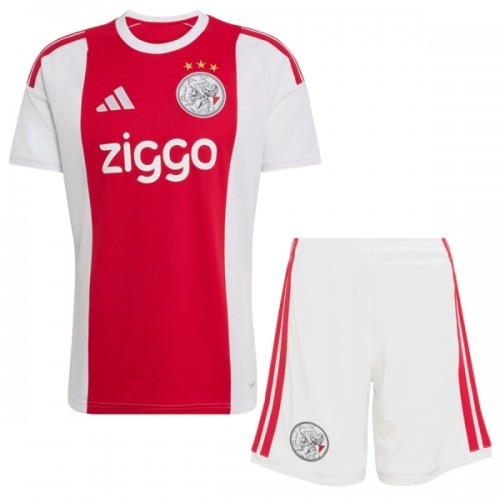Virallinen Fanipaita + Shortsit Ajax Amsterdam Kotipelipaita 2026-27 - Lasten Virallinen Fanipaita + Shortsit Ajax Amsterdam Kotipelipaita 2026-27 - Lasten
