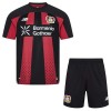 Virallinen Fanipaita + Shortsit Bayer 04 Leverkusen Kotipelipaita 2026-27 - Lasten Virallinen Fanipaita + Shortsit Bayer 04 Leverkusen Kotipelipaita 2026-27 - Lasten
