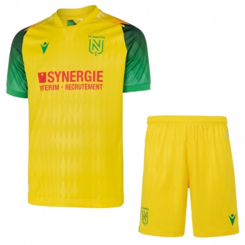 Virallinen Fanipaita + Shortsit FC Nantes Kotipelipaita 2026-27 - Lasten Virallinen Fanipaita + Shortsit FC Nantes Kotipelipaita 2026-27 - Lasten