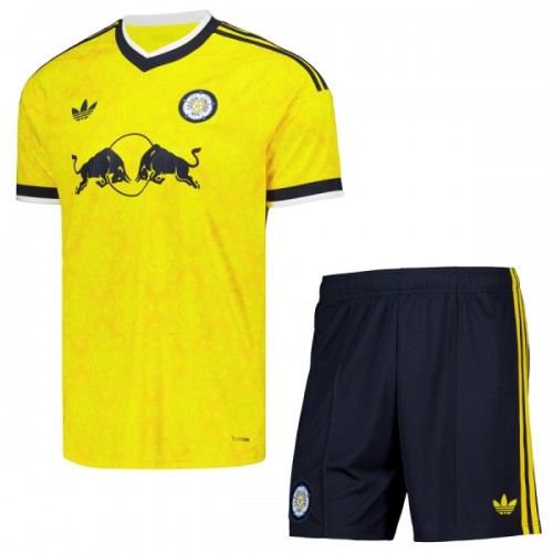 Virallinen Fanipaita + Shortsit Leeds United Vieraspelipaita 2026-27 - Lasten Virallinen Fanipaita + Shortsit Leeds United Vieraspelipaita 2026-27 - Lasten