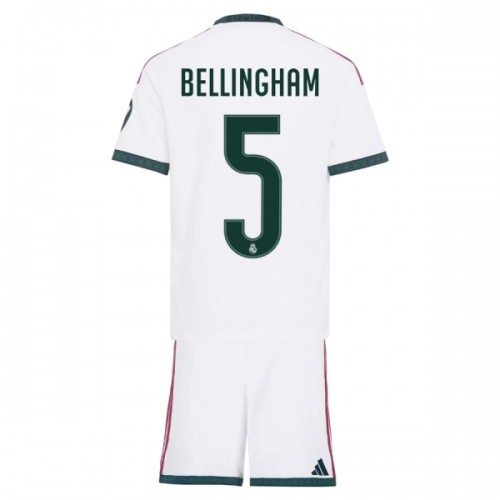 Virallinen Fanipaita + Shortsit Real Madrid Bellingham 5 Kotipelipaita 2026-27 - Lasten Virallinen Fanipaita + Shortsit Real Madrid Bellingham 5 Kotipelipaita 2026-27 - Lasten