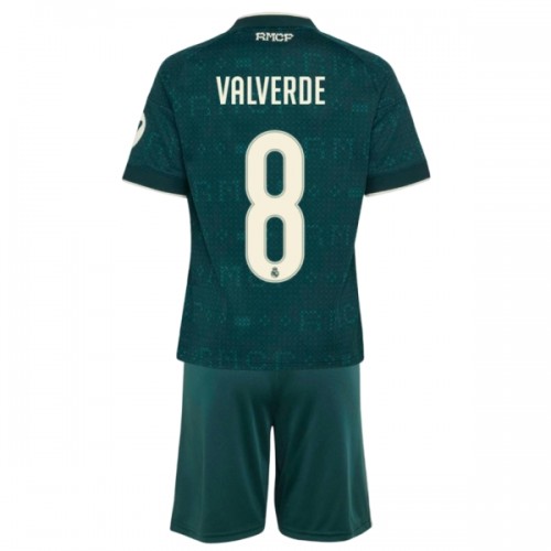 Virallinen Fanipaita + Shortsit Real Madrid Valverde 8 Vieraspelipaita 2026-27 - Lasten Virallinen Fanipaita + Shortsit Real Madrid Valverde 8 Vieraspelipaita 2026-27 - Lasten