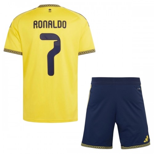 Virallinen Fanipaita + Shortsit Al Nassr Ronaldo 7 Kotipelipaita 2026-27 - Lasten Virallinen Fanipaita + Shortsit Al Nassr Ronaldo 7 Kotipelipaita 2026-27 - Lasten