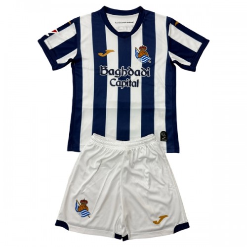 Virallinen Fanipaita + Shortsit Real Sociedad Kotipelipaita 2026-27 - Lasten Virallinen Fanipaita + Shortsit Real Sociedad Kotipelipaita 2026-27 - Lasten