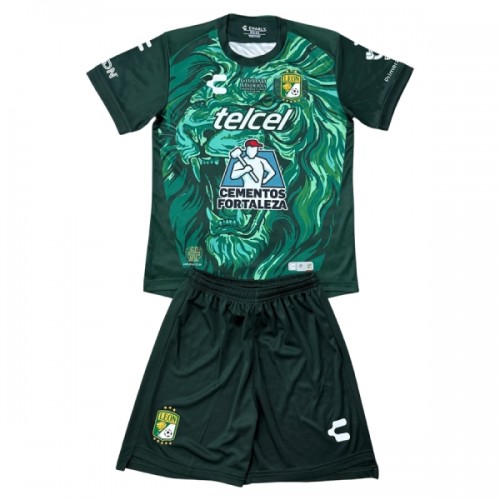 Virallinen Fanipaita + Shortsit Club Leon Kotipelipaita 2026-27 - Lasten Virallinen Fanipaita + Shortsit Club Leon Kotipelipaita 2026-27 - Lasten