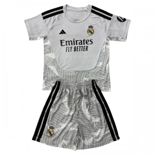 Virallinen Fanipaita + Shortsit Maalivahdin Real Madrid 2026-27 Harmaa - Lasten Virallinen Fanipaita + Shortsit Maalivahdin Real Madrid 2026-27 Harmaa - Lasten
